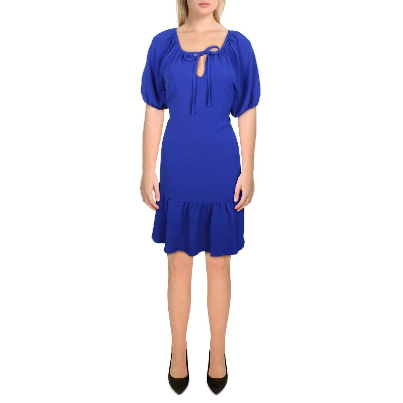 Womens Textured Knee-Length Shift Dress